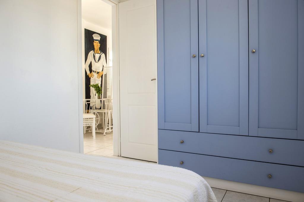 Aiolos Home With Private Veranda And Amazing Sea Views, Paros Piso Livadi Extérieur photo