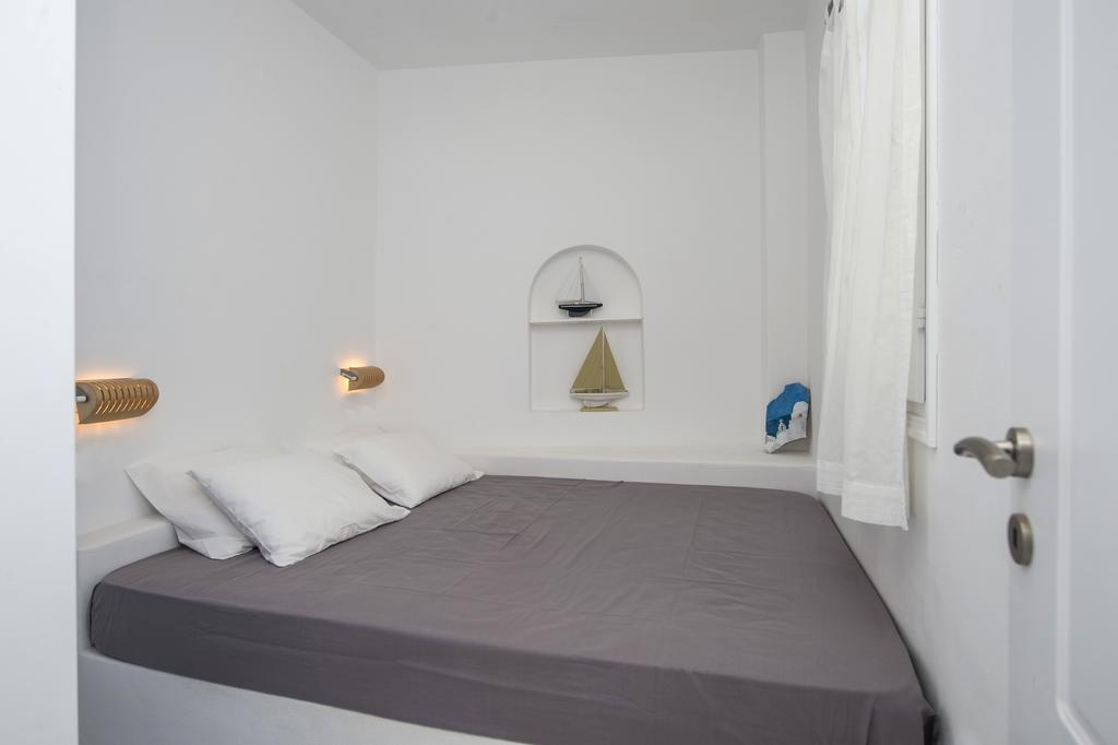 Aiolos Home With Private Veranda And Amazing Sea Views, Paros Piso Livadi Extérieur photo